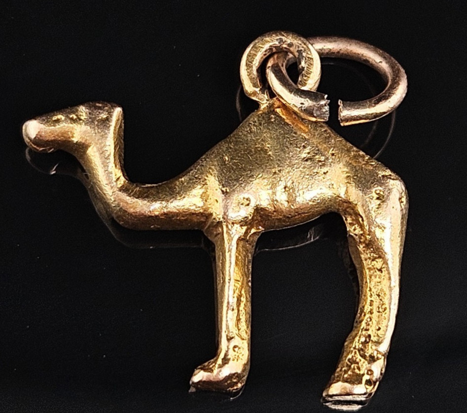 14K Gold CAMEL Charm Pendant Desert Animal Egypt 3D Vintage