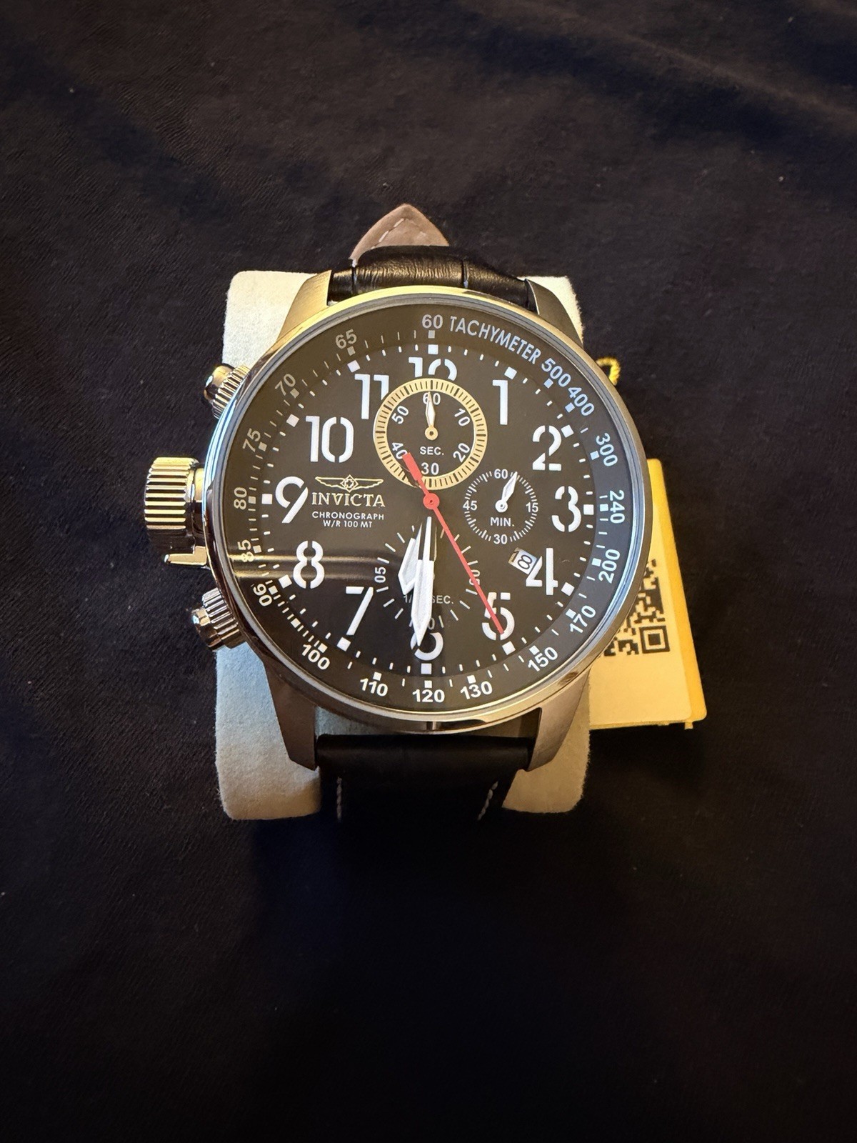 Invicta Men’s Chronograph Quartz Tachymeter Date Black Dial Leather Strap 45mm