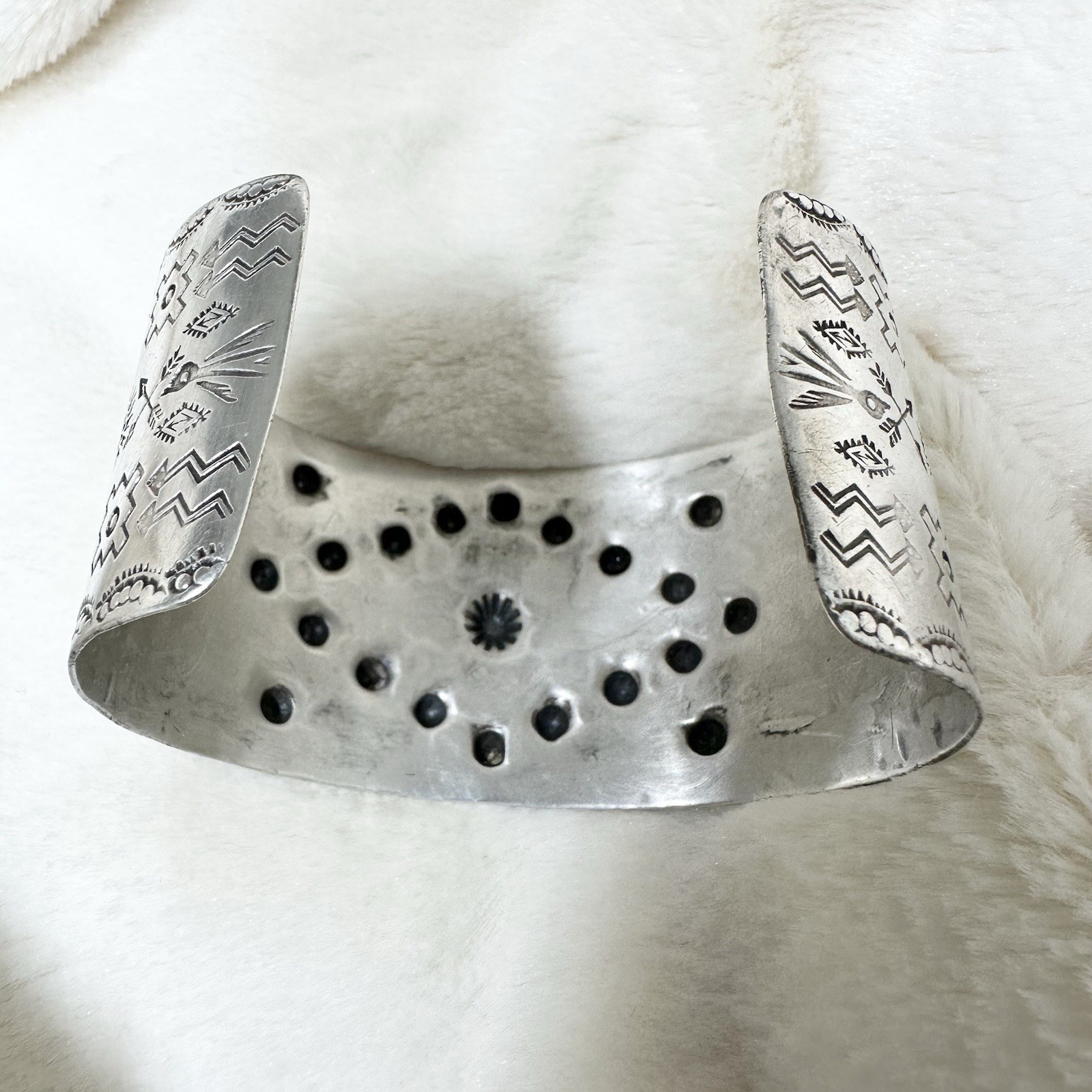 Fred Harvey Era Navajo Repousse Stamped Sterling Silver Wide Cuff Bracelet 52g