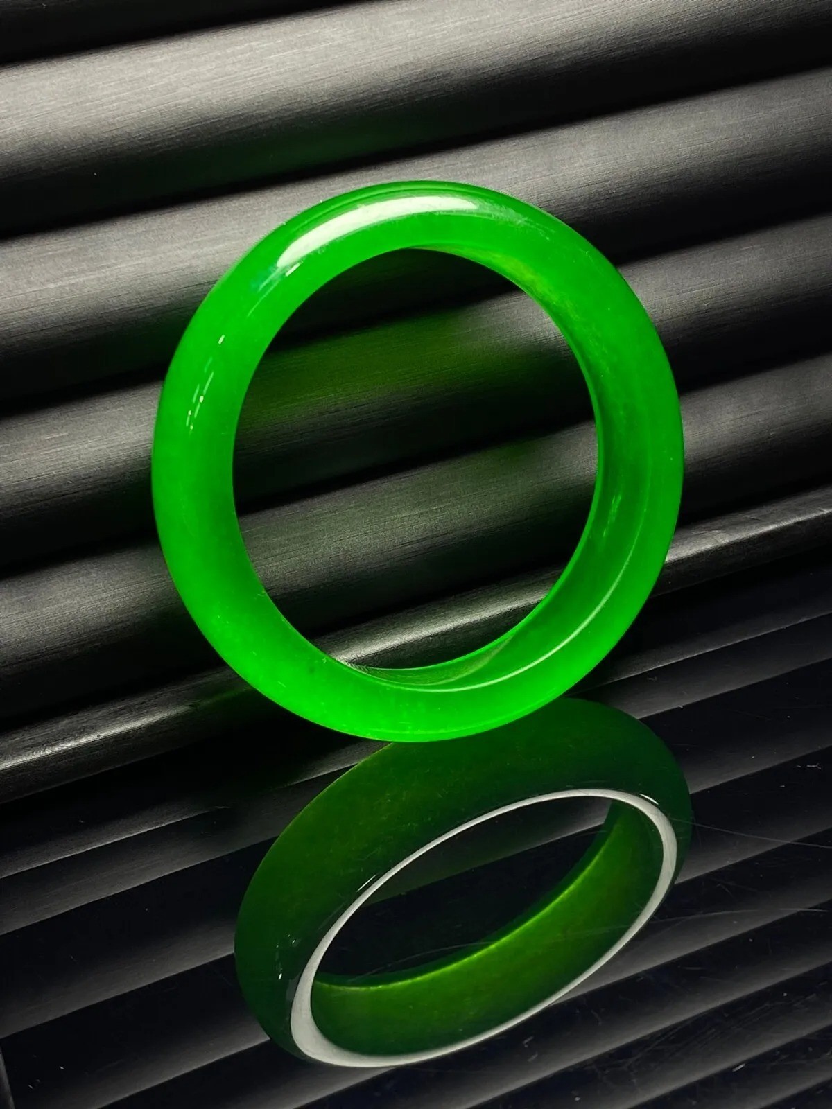 Natural Grade AAA Icy Green Myanmar Jade jadeite bracelets Bangle 54-64mm