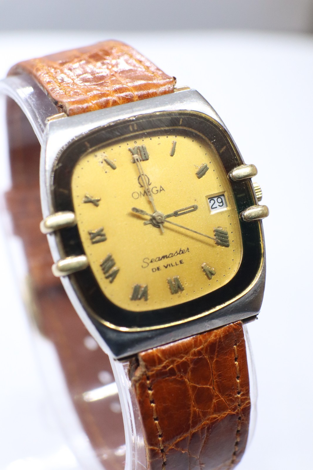 Omega Seamaster De Ville 1431 Vintage Quartz Date Swiss Made Men’s Watch
