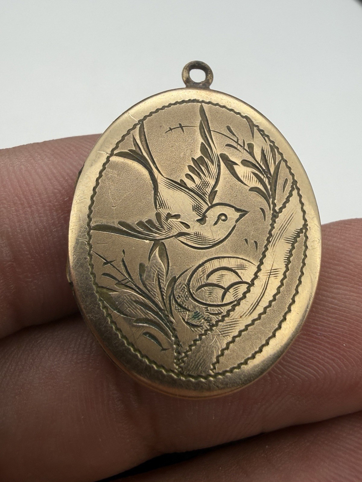 Vintage 1/20th 12k Gold Filled Bird With Nest Oval Locket Stamped MB