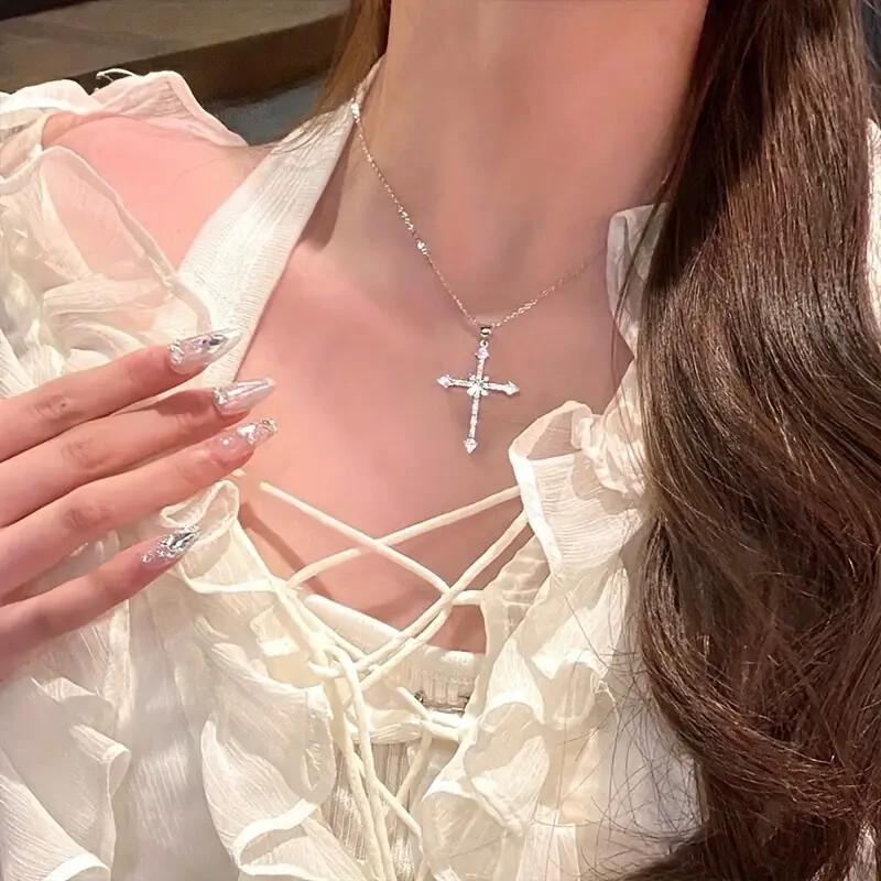 Charming Women’s Crystal Zirconia Cross Pendant Necklace – Ideal for Women