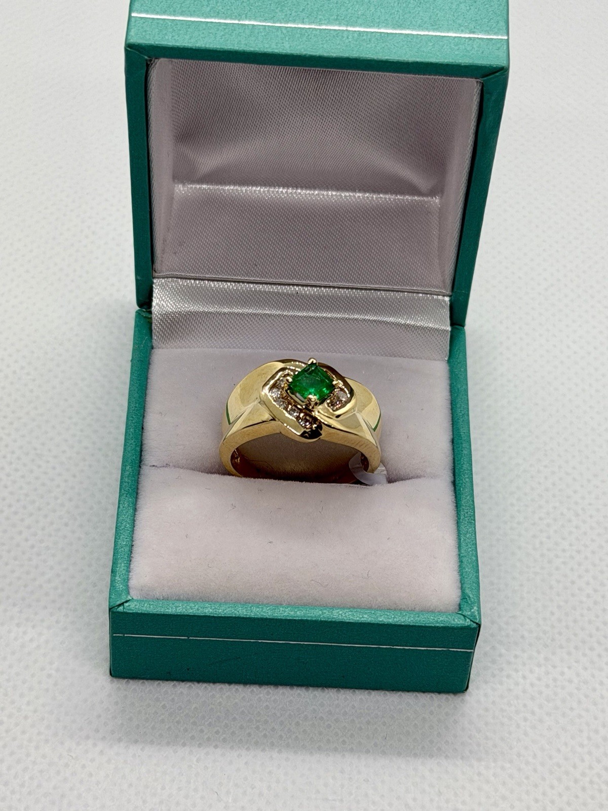 14K Yellow Gold Emerald Diamond Ring 0.45ct EM 0.27ct D 5.8g