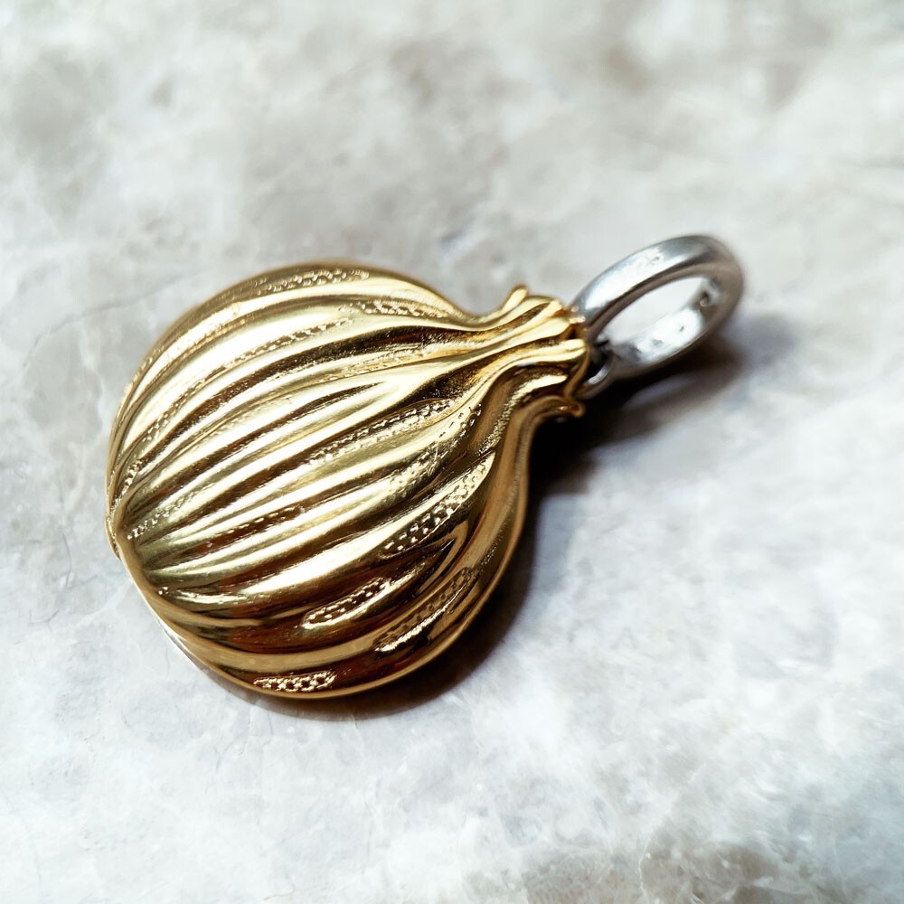 Pomegranate Fruit Hand Made Designer Pendant 925 Sterling Silver Collectable