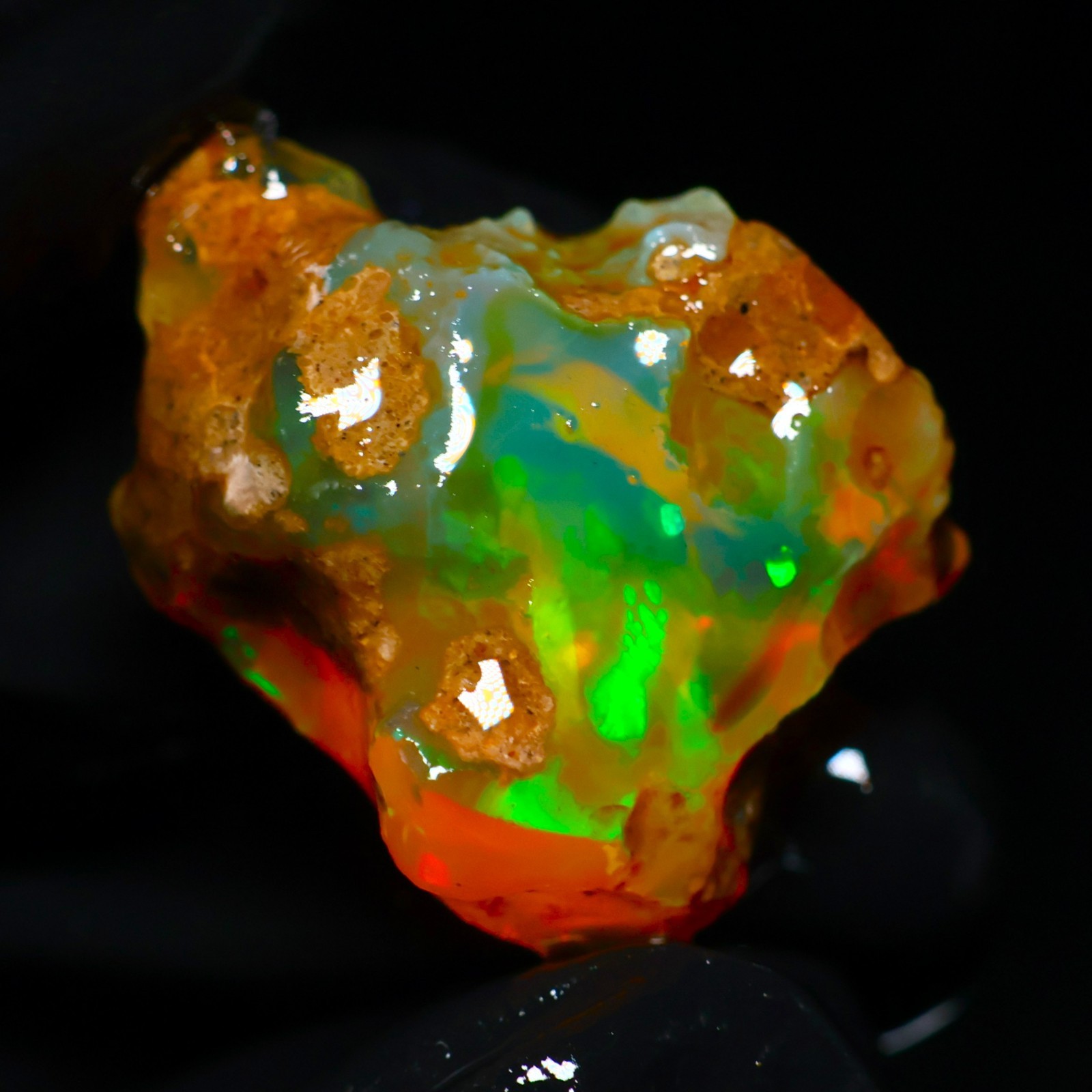 Natural Ethiopian Welo Opal Rough 28.70 Ct Gemstone – Bright Play of Color Fire