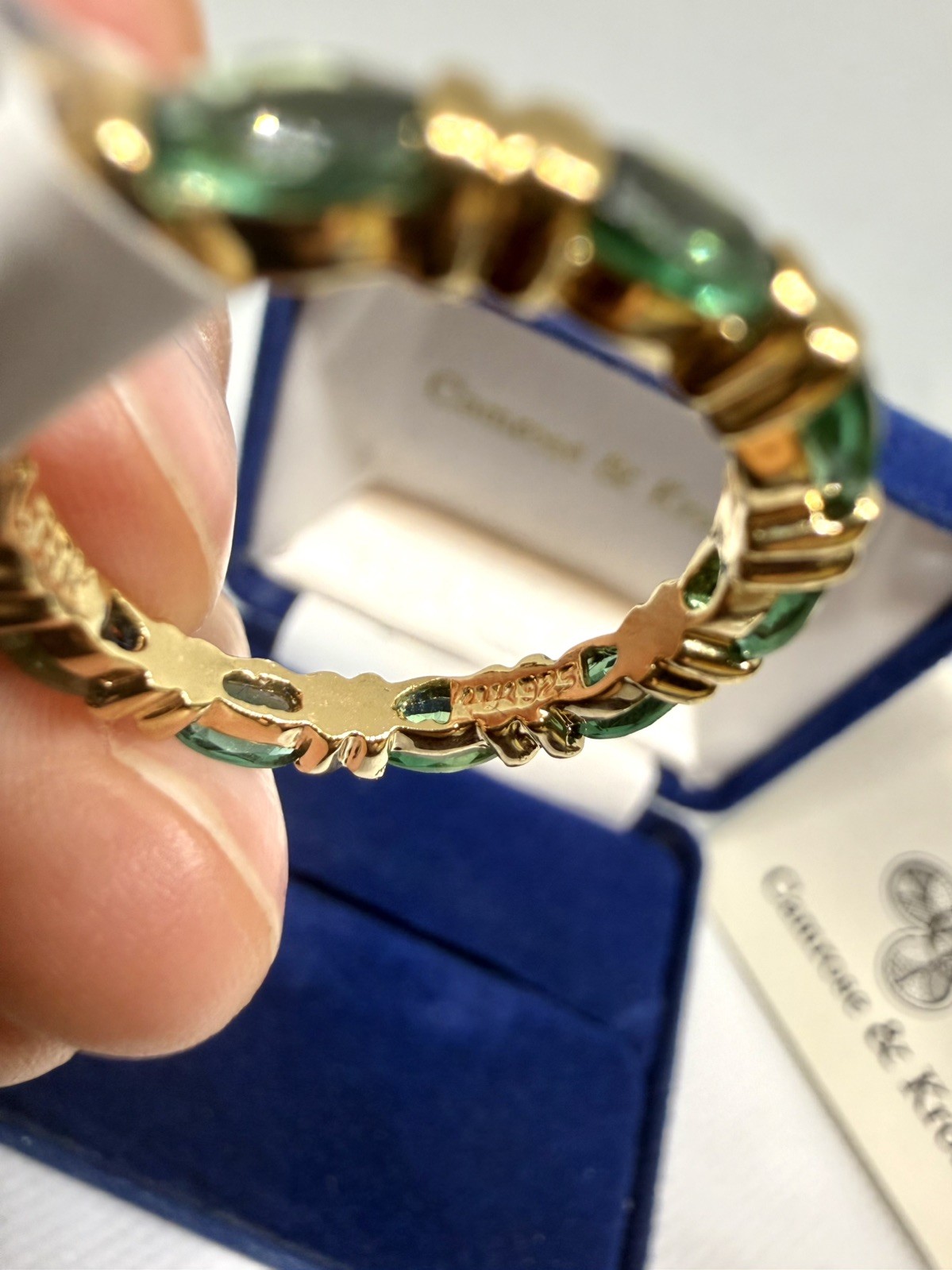CAMROSE & KROSS JBK 925 JACQUELINE KENNEDY EMERALD ETERNITY BAND 7