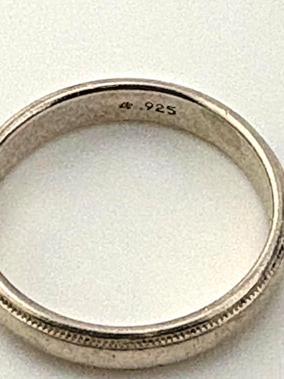 SIGNED 925 STERLING SILVER 4MM MILGRAIN BAND RING SIZE 8.5 WEDDING 3.35G 3643