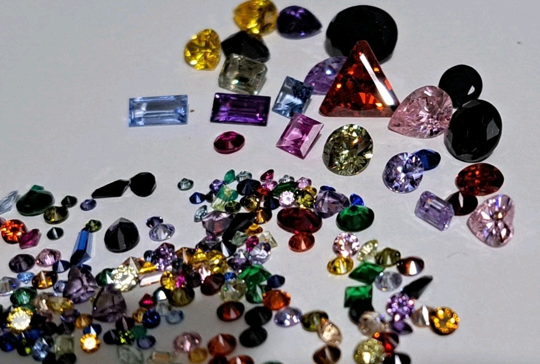 60 Carats Assorted Color Synthetic Stones