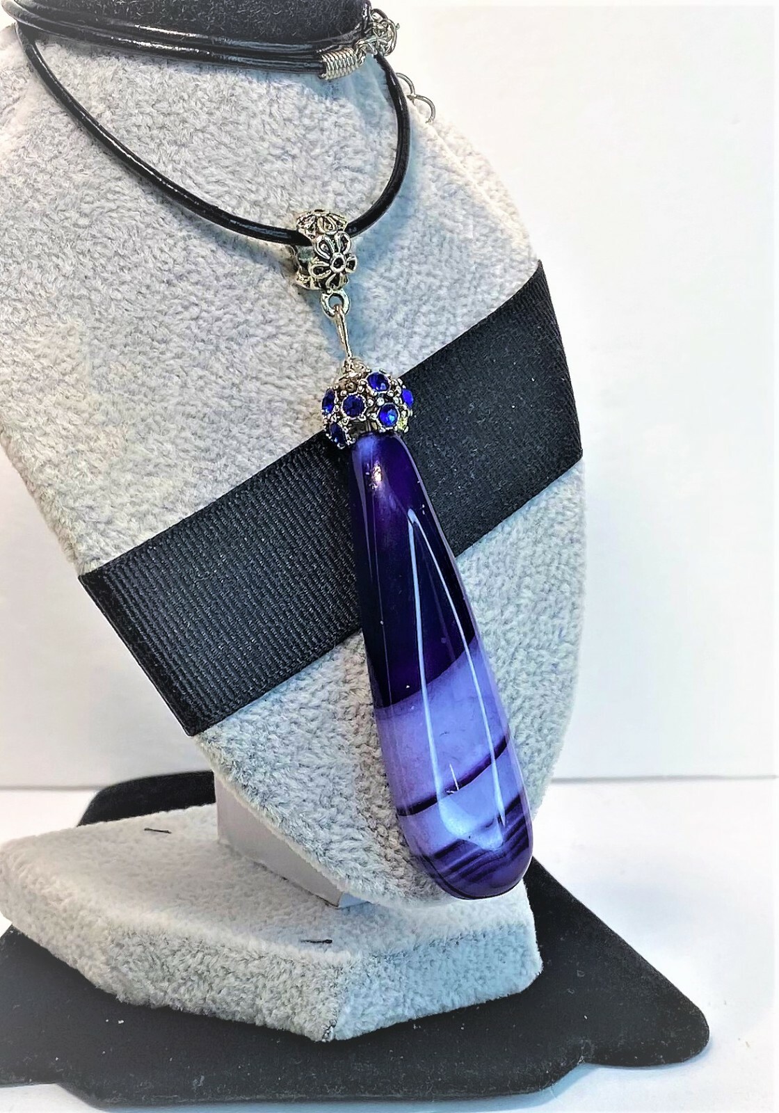 BLUE QUARTZ TEARDROP PENDANT SILVER TOP FREE BLACK LEATHER CHOKER CORD