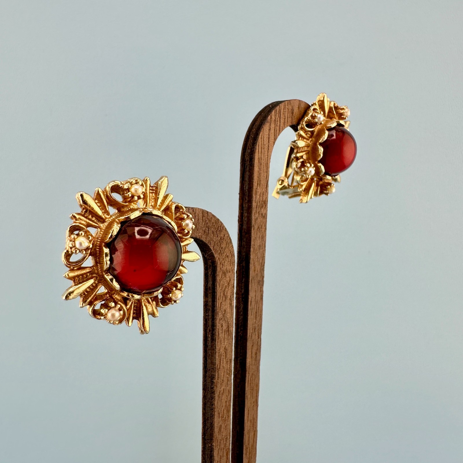 Vintage Clip On Earrings Red Glass Cabochon Gold Tone Faux Pearl Etruscan Rev