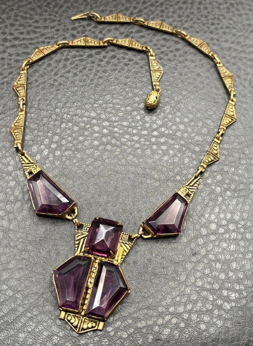Vintage Art Deco Faux Amethyst Glass Gold Tone Ornate Chain Statement Necklace