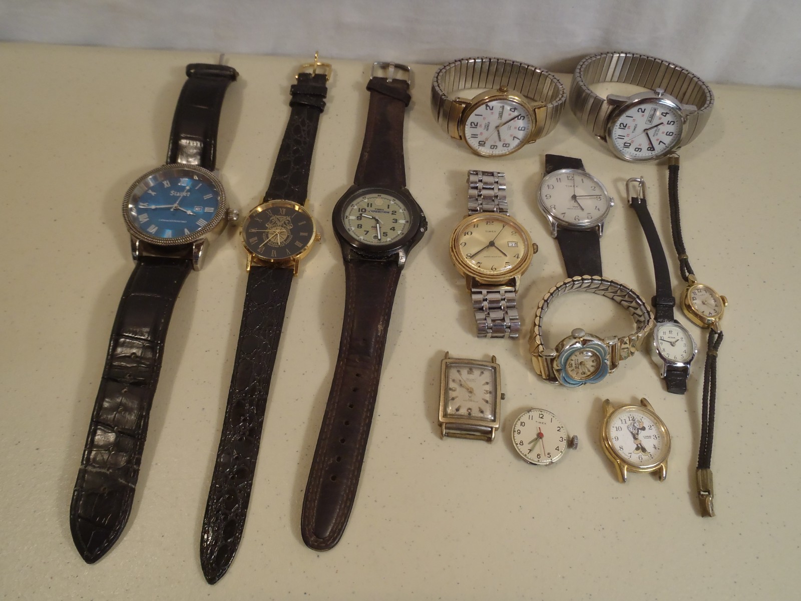 Watch Lot Vintage to Now Job Not Working Timex Expedition Wyler Lorus Sauer
