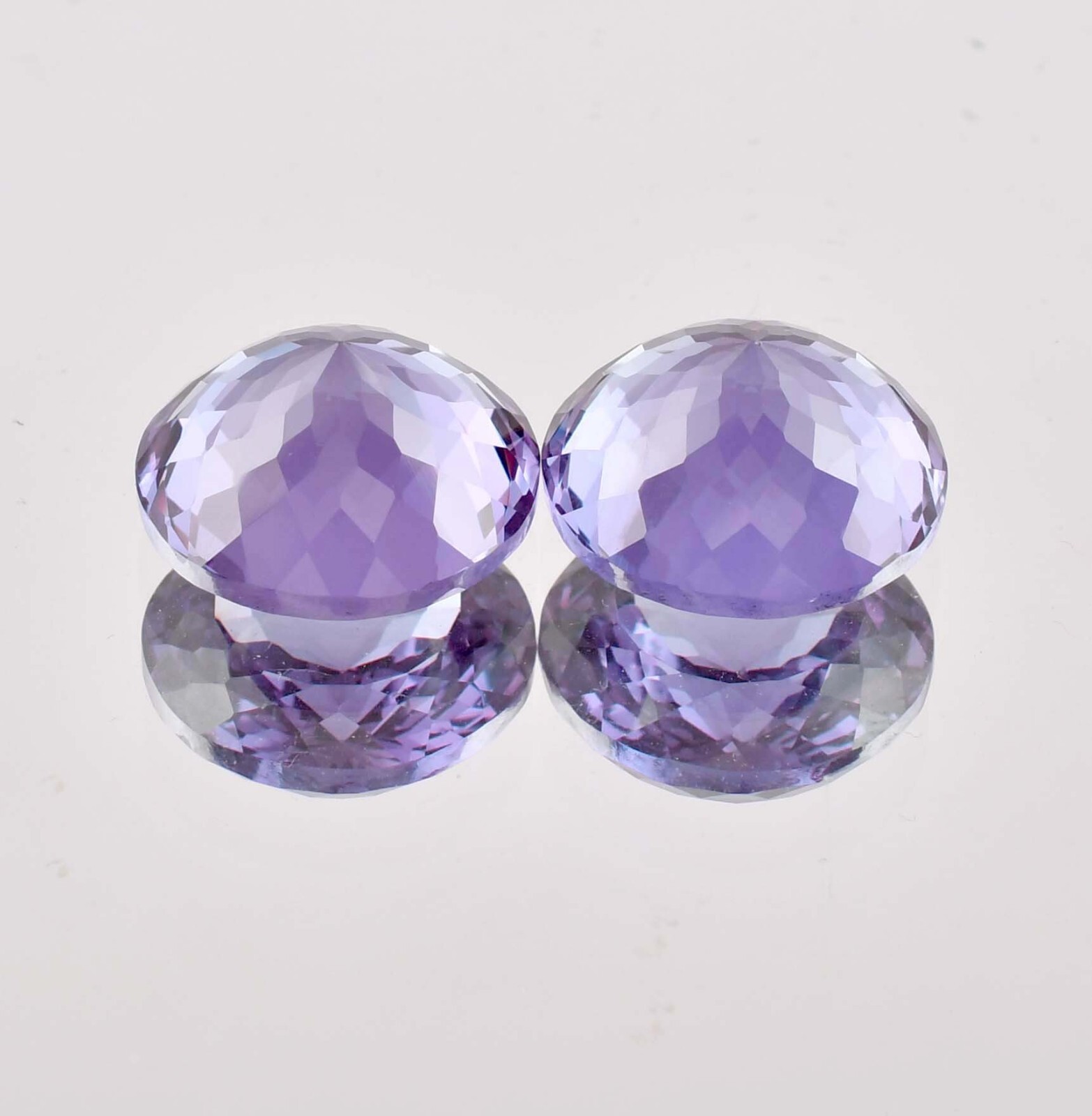 1 Pair 15 x 15 MM Flawless Natural Color Change Alexandrite Gems GIT Certified
