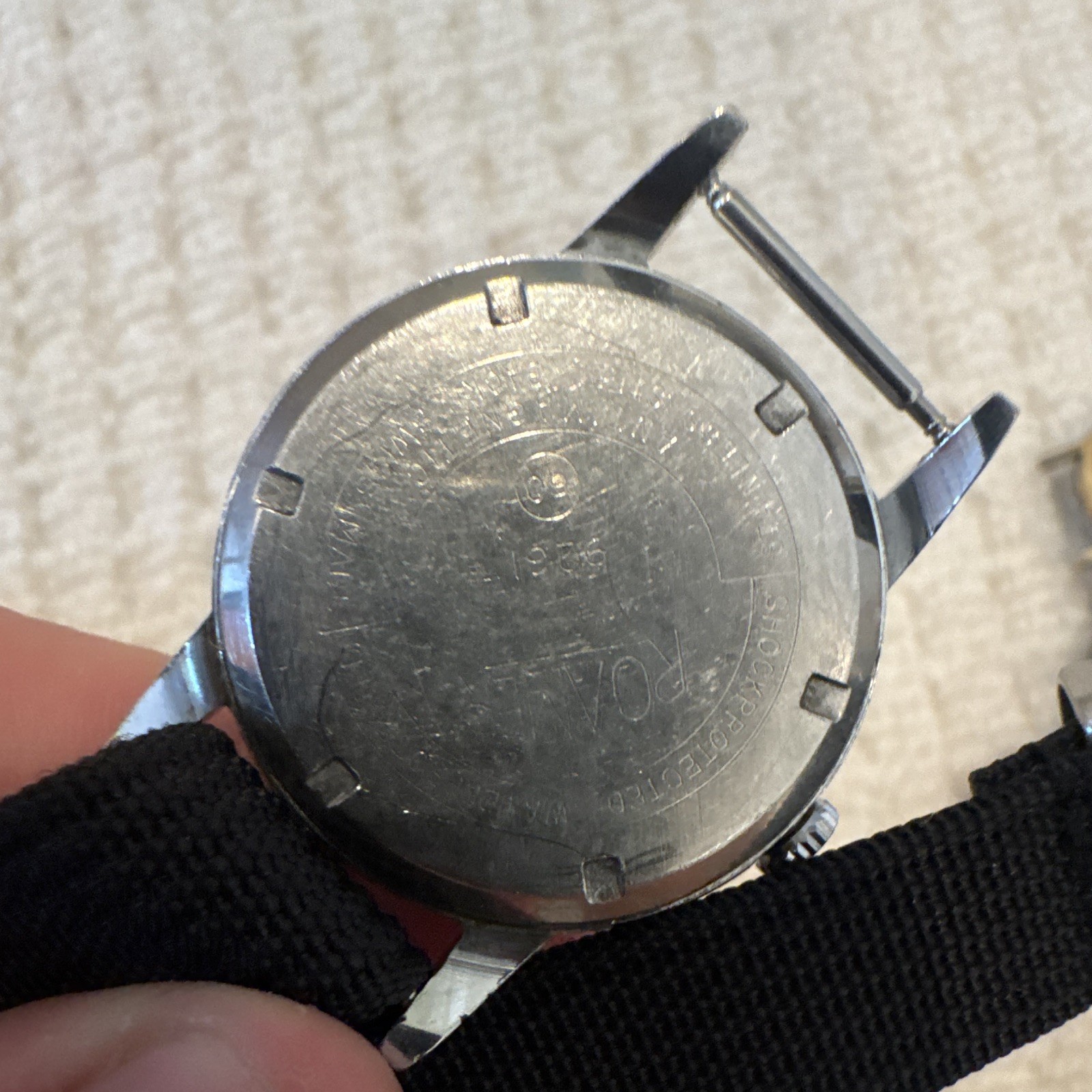 Roamer Sport Swiss Made Manual Wind Watch 17J Silver Dial 33mm Black Nylon RUNS
