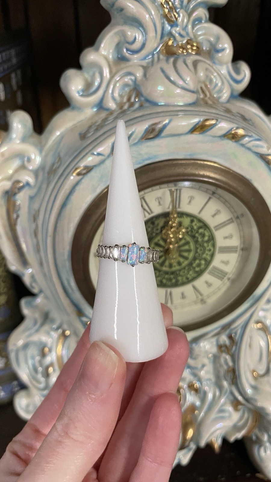 bomb party size 5 opal ring