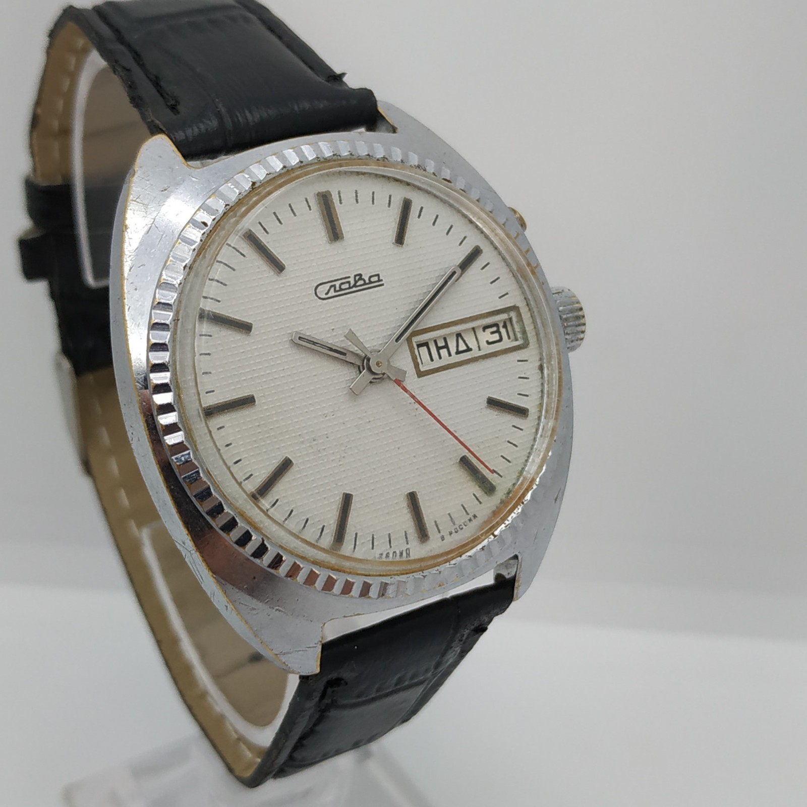 Dress Men’s Watch SLAVA Vintage USSR Mechanical SERVICED Retro Soviet Russia