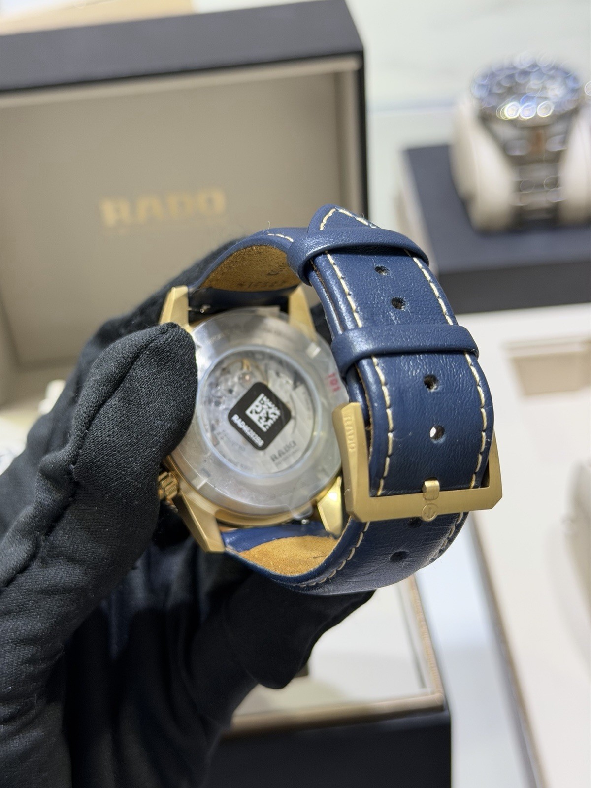 New Rado Men’s Captain Cook Automatic Watch – Stylish Blue Timepiece R32146208