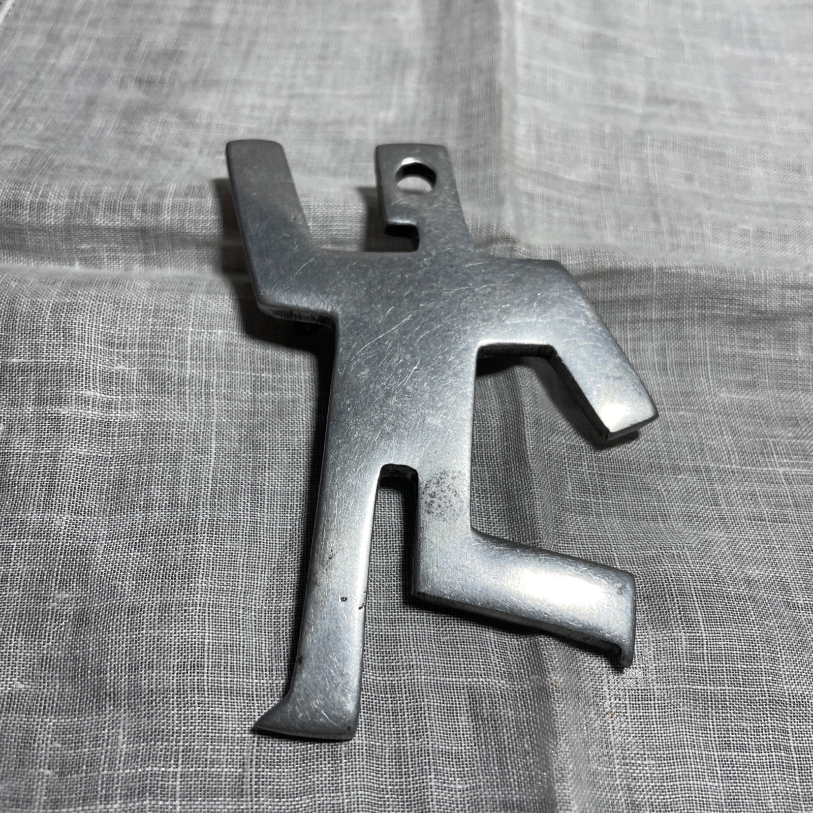 Artist Glen Yank Aluminum Pop Art Keith Haring Style Figure Pin PP-2