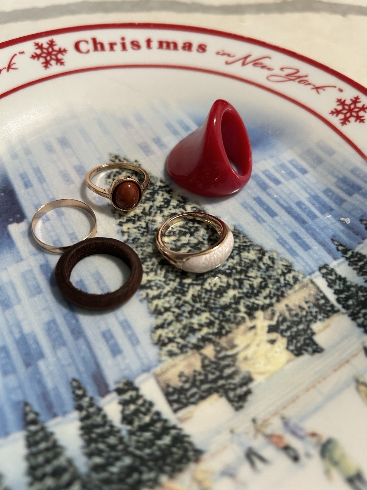 Minimalist 5-Piece Ring Set Resin, Wood, Gold Alloy/Sizes 6.5-8.5/NEW Gift Ready