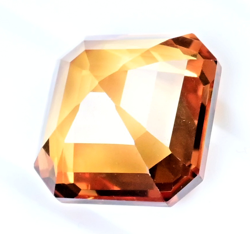 14.85 Ct Natural Sri Lanka Padparadscha Sapphire Certified Flawless Cut Gemstone