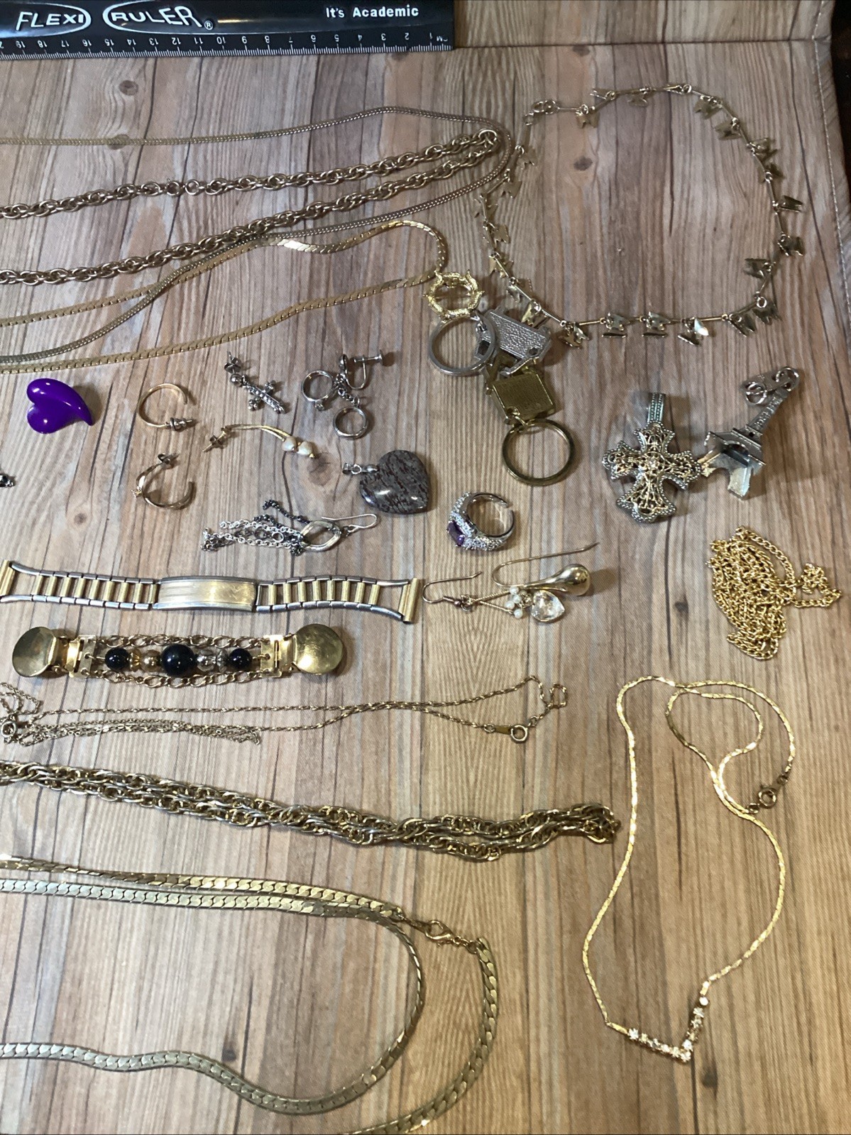 Vintage Estate Jewelery Lot Untested Gold Plated Chains 18 K GP Bail, 925