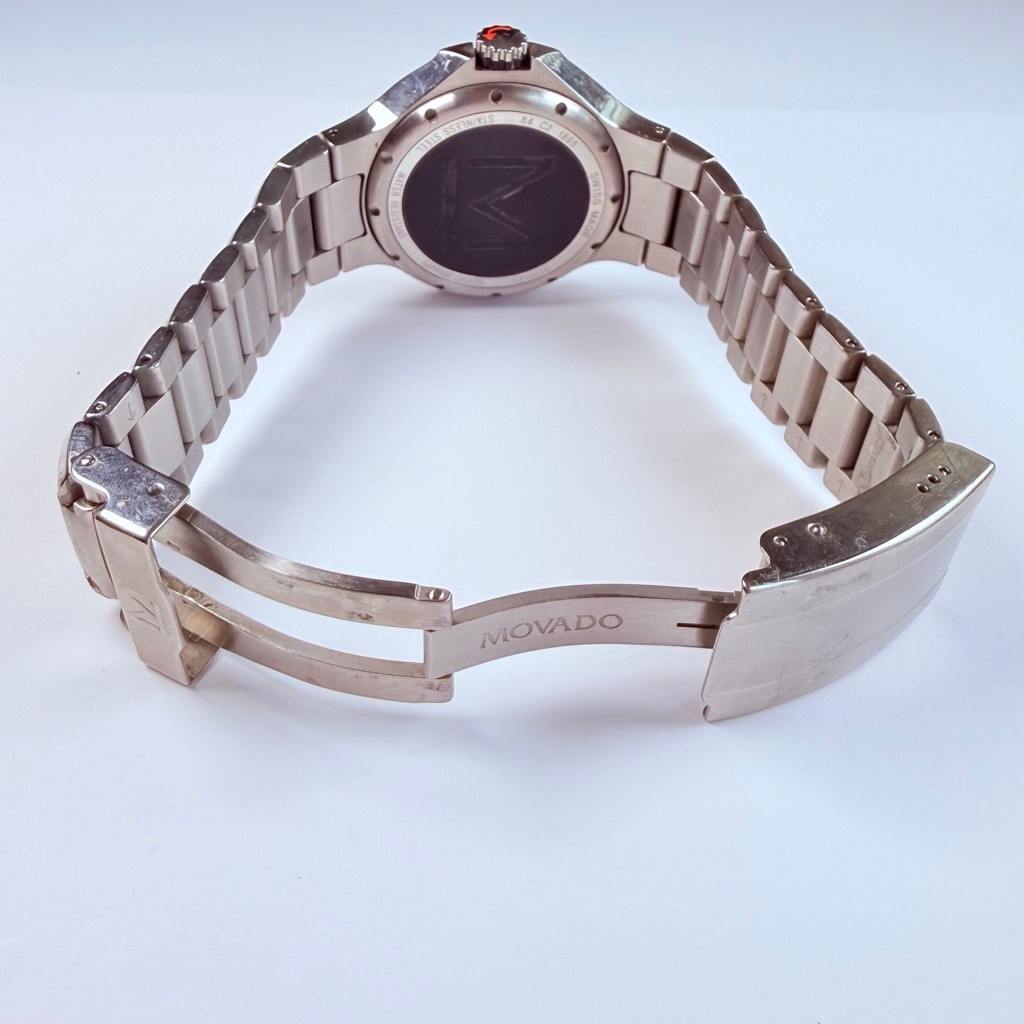 Movado Series 800 Men’s Blue Dial Silver Tone Stain Steel Bracelet Watch 2600013