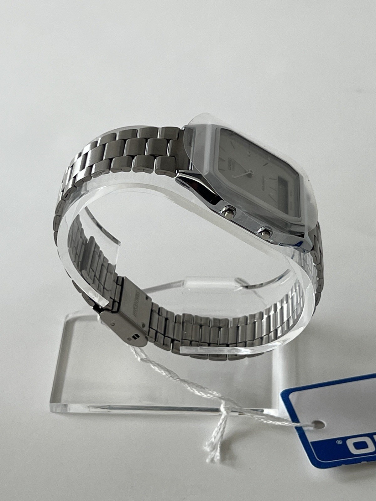 Casio AQ-230A-7DMQ Silver Resin Case with Silver Stainless Steel Band, Unisex…