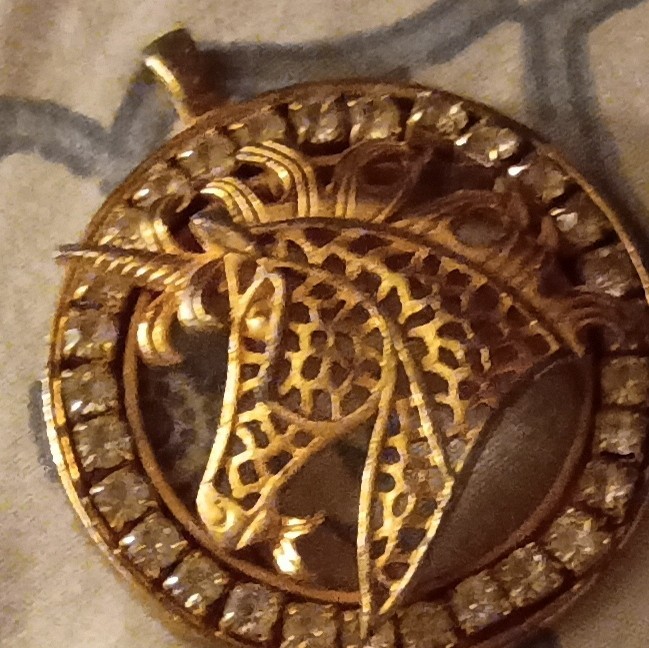 14k Yellow Gold Round Horse Head Pendant Charm w/ Clear Crystal Halo