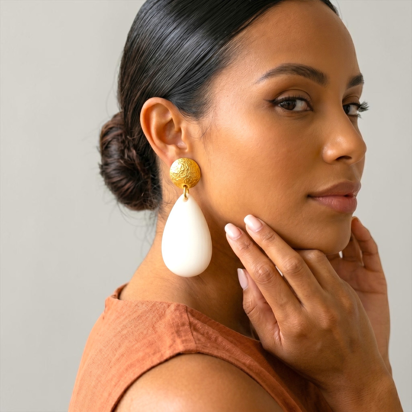 White Resin Teardrop Earrings Gold Stud Statement Drop Dangle Wedding Party Chic