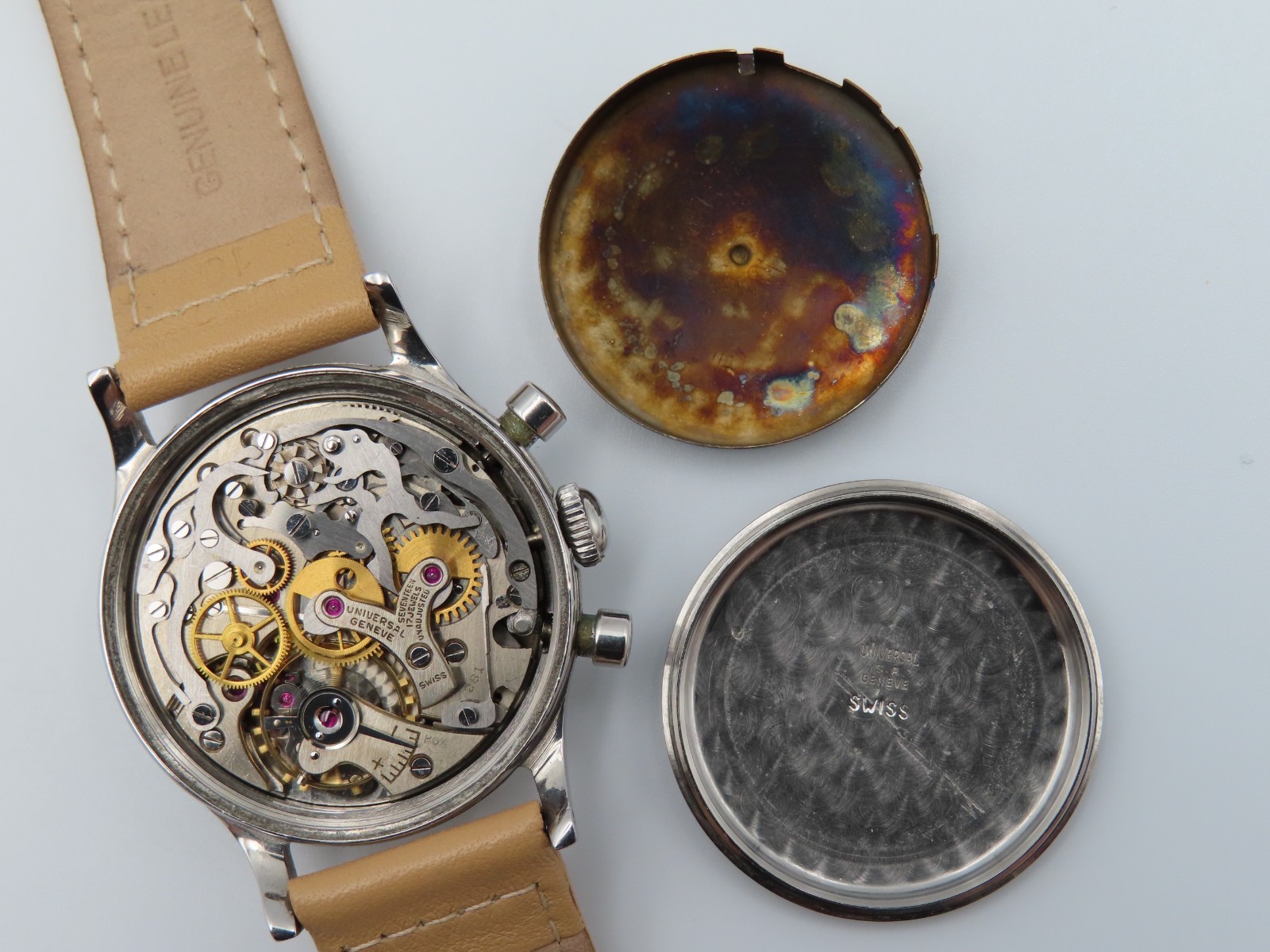 Universal Geneve Compax 22278 Manual 3 Register Chronograph Vintage Wristwatch