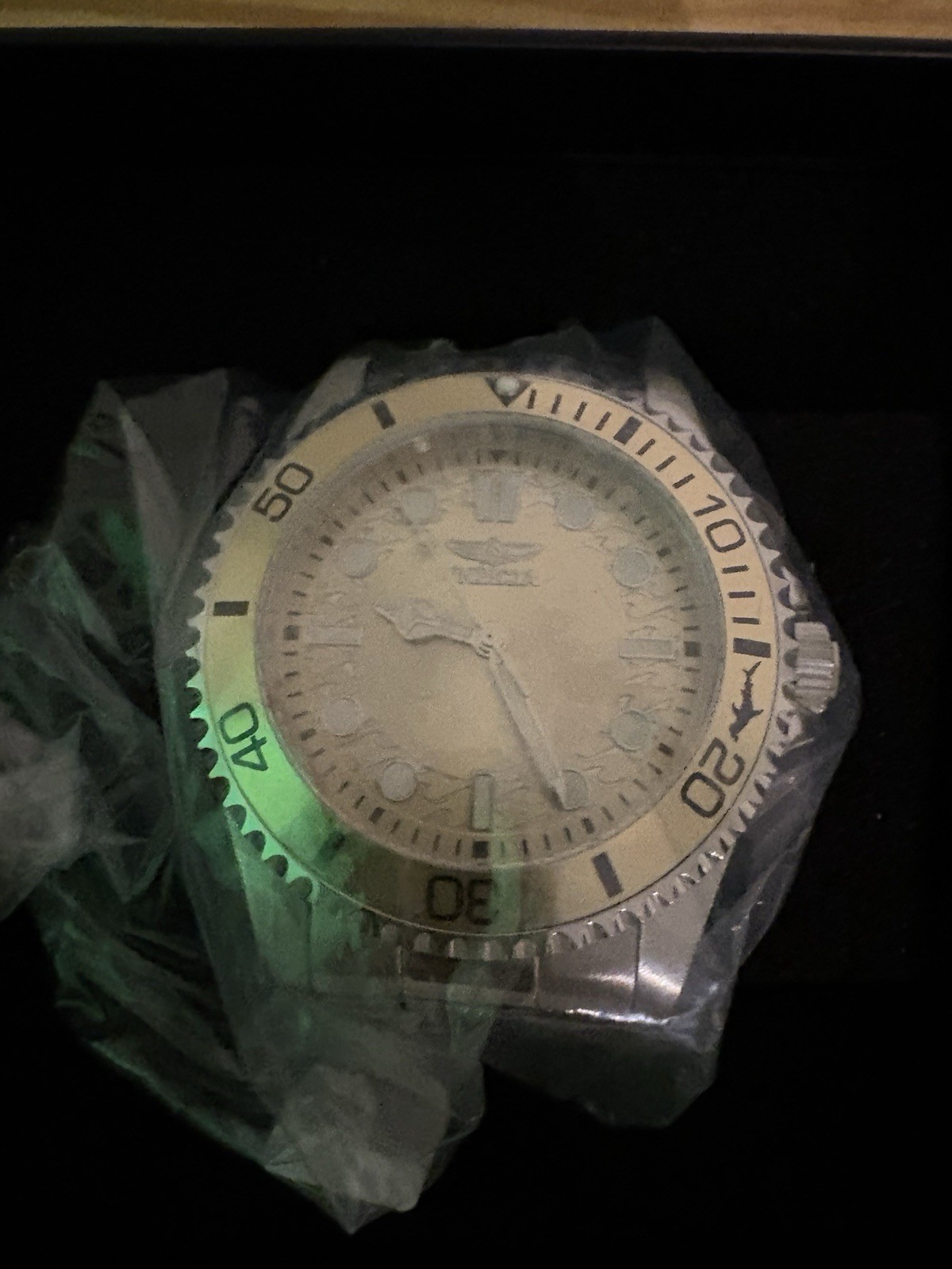Invicta Pro Diver Men’s Gold Dial Watch Rotating Bezel Box