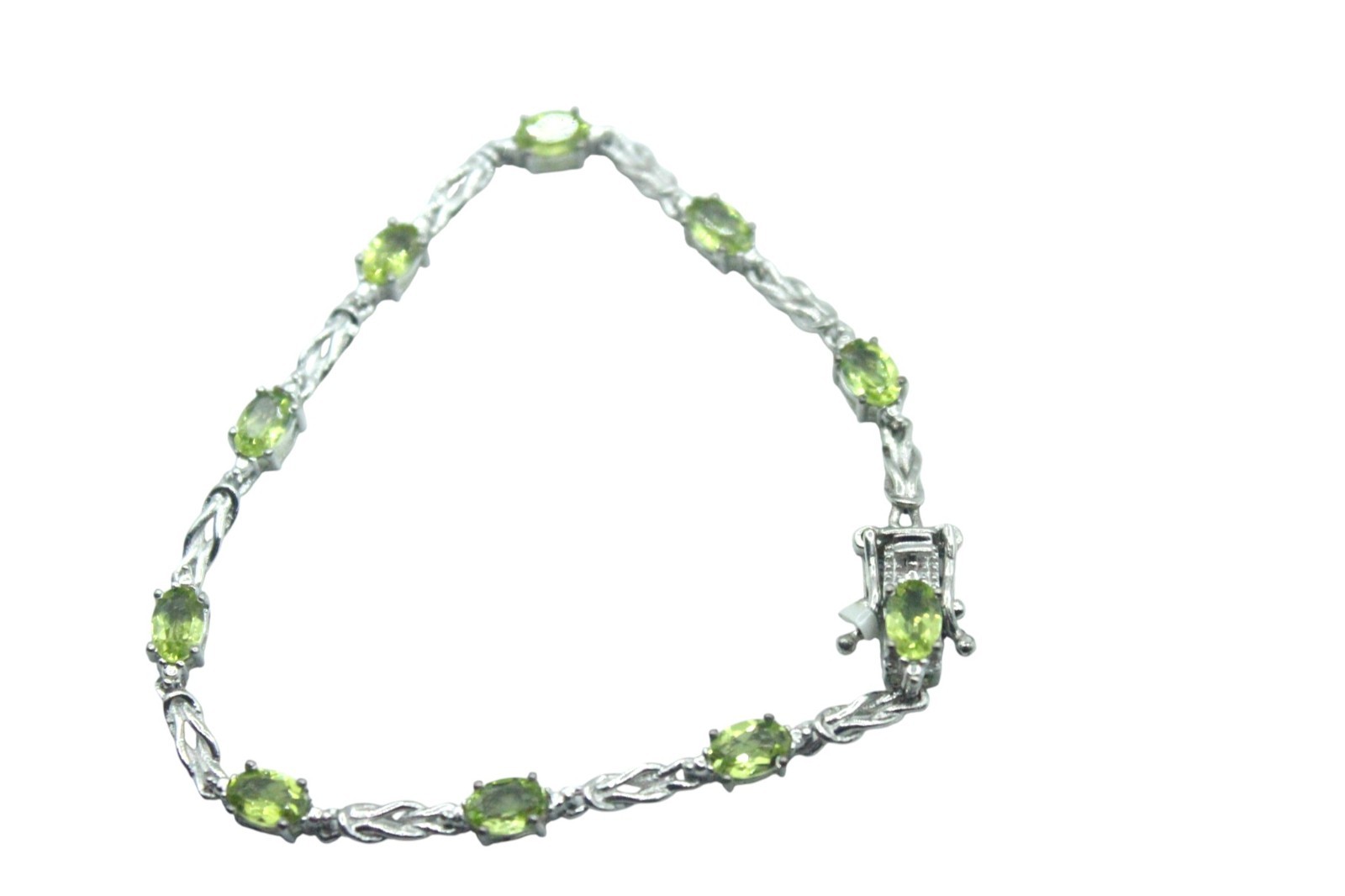 NWT Silver Tone Peridot Karis Tennis Bracelet 7in Stunning Gemstone