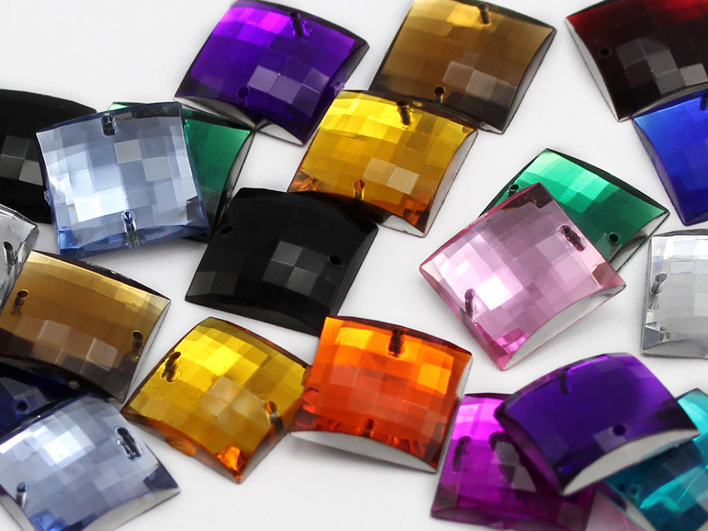 18mm Square Flat Back Sew On Beads for Crafts – 25 Pieces – 13 Colors