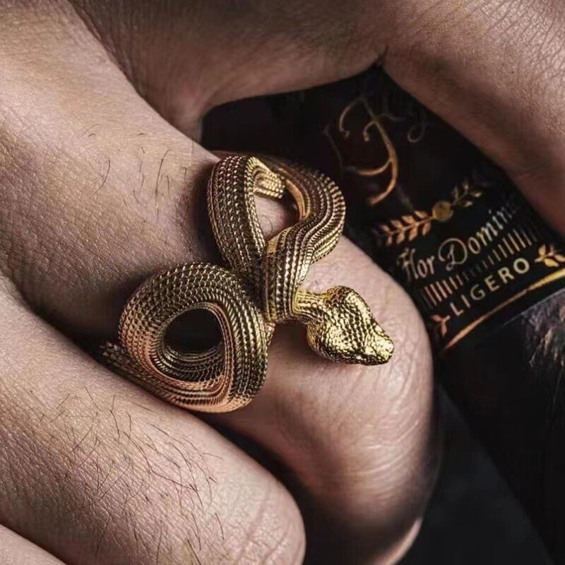 Pure brass snake ring Personalized hip-hop niche jewelry Fashion unique design