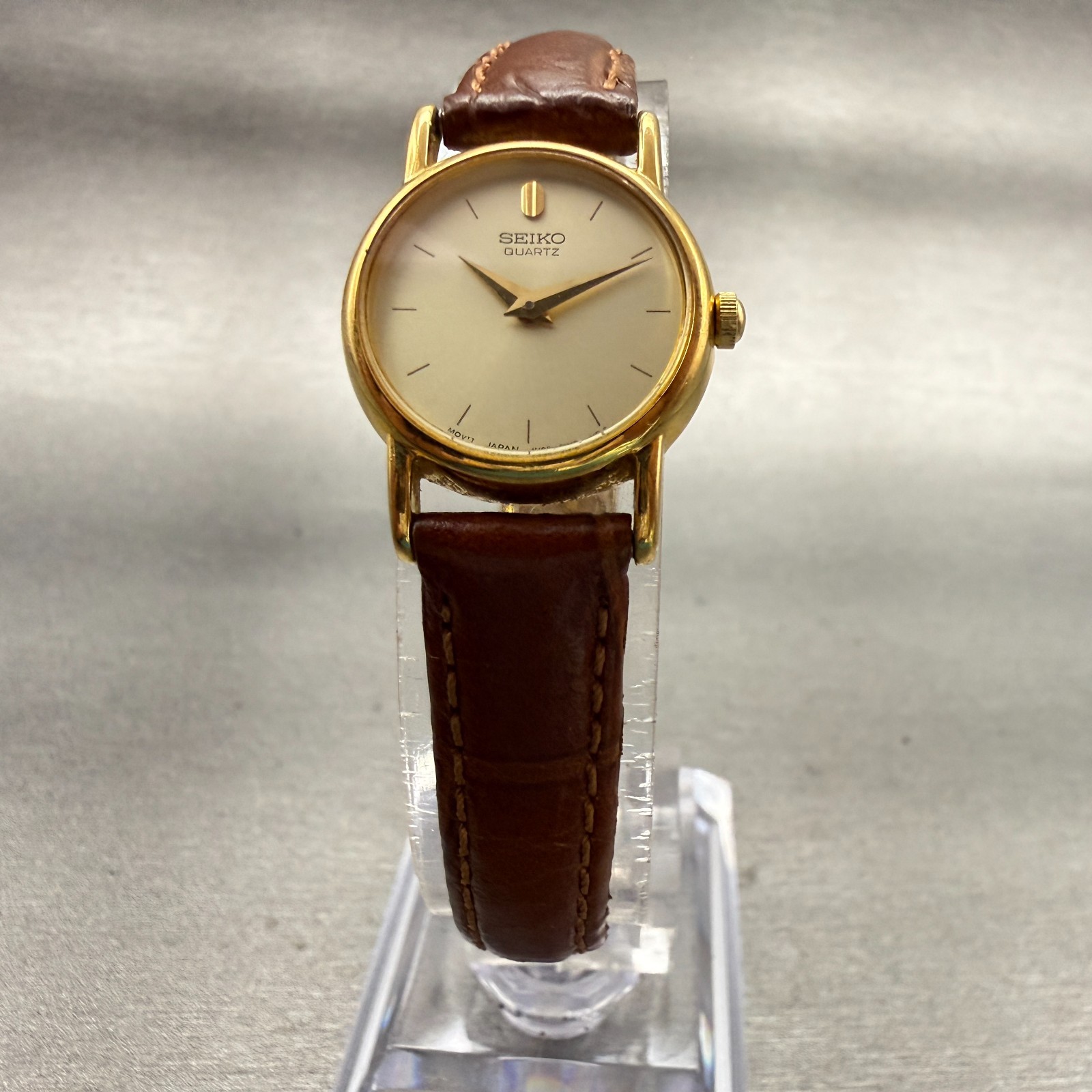 Seiko Watch Women 20mm Champagne Dial Gold Tone Round 1N00-0F69 New Battery VTG