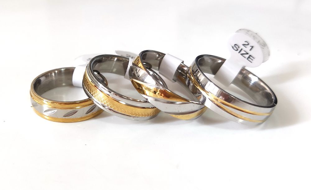 New 30pcs Gold Stripe Line TOP MIX Stainless Steel Rings Party Jewelry Bulk lots