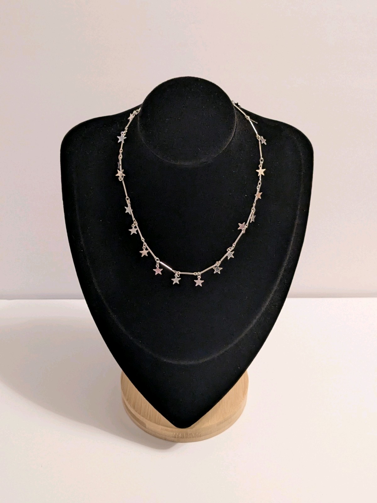 Silver Tone Celestial Stationed Star Pendants Fashion Necklace. 14″. Dainty.
