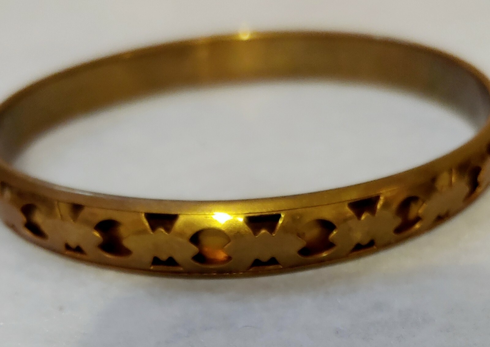 Vintage Solid Copper Bracelet ( Inside Dia 2 5/8in x 3/8in WIDE )