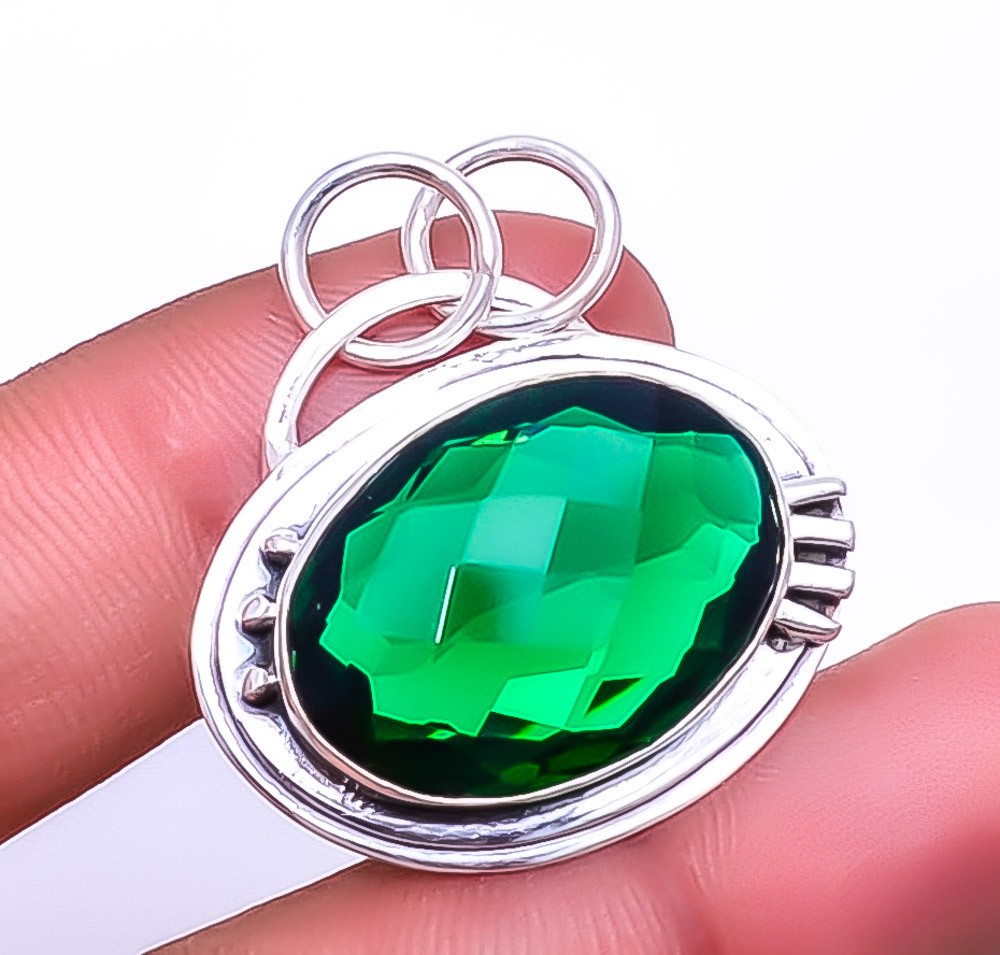 Emerald Simulated 925 Sterling Silver Pendant 1.50″ P428045 for her, Christmas