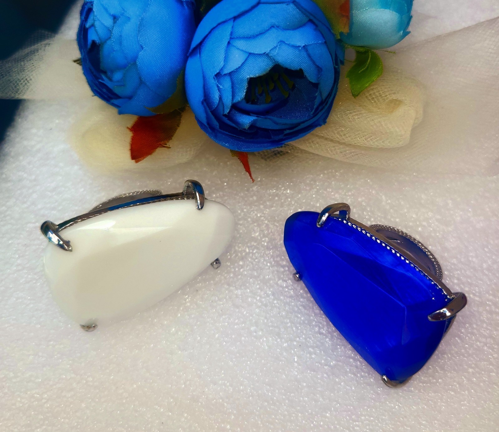 Cobalt & White Silver Chunky Statement Cocktail Ring Size 6 (KS Tela Looking)
