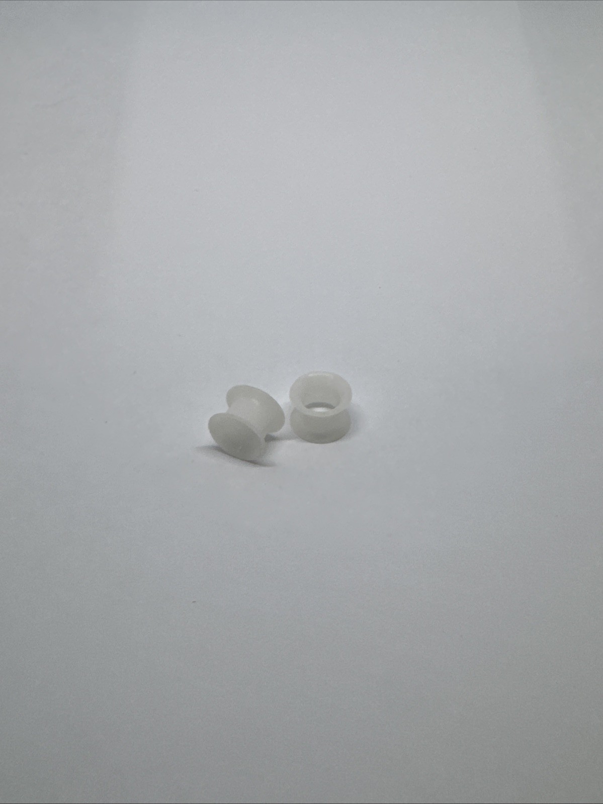 10 Pair 0g 8mm Silicone Gauges White Double Flare Soft Flexible Ear Tunnels