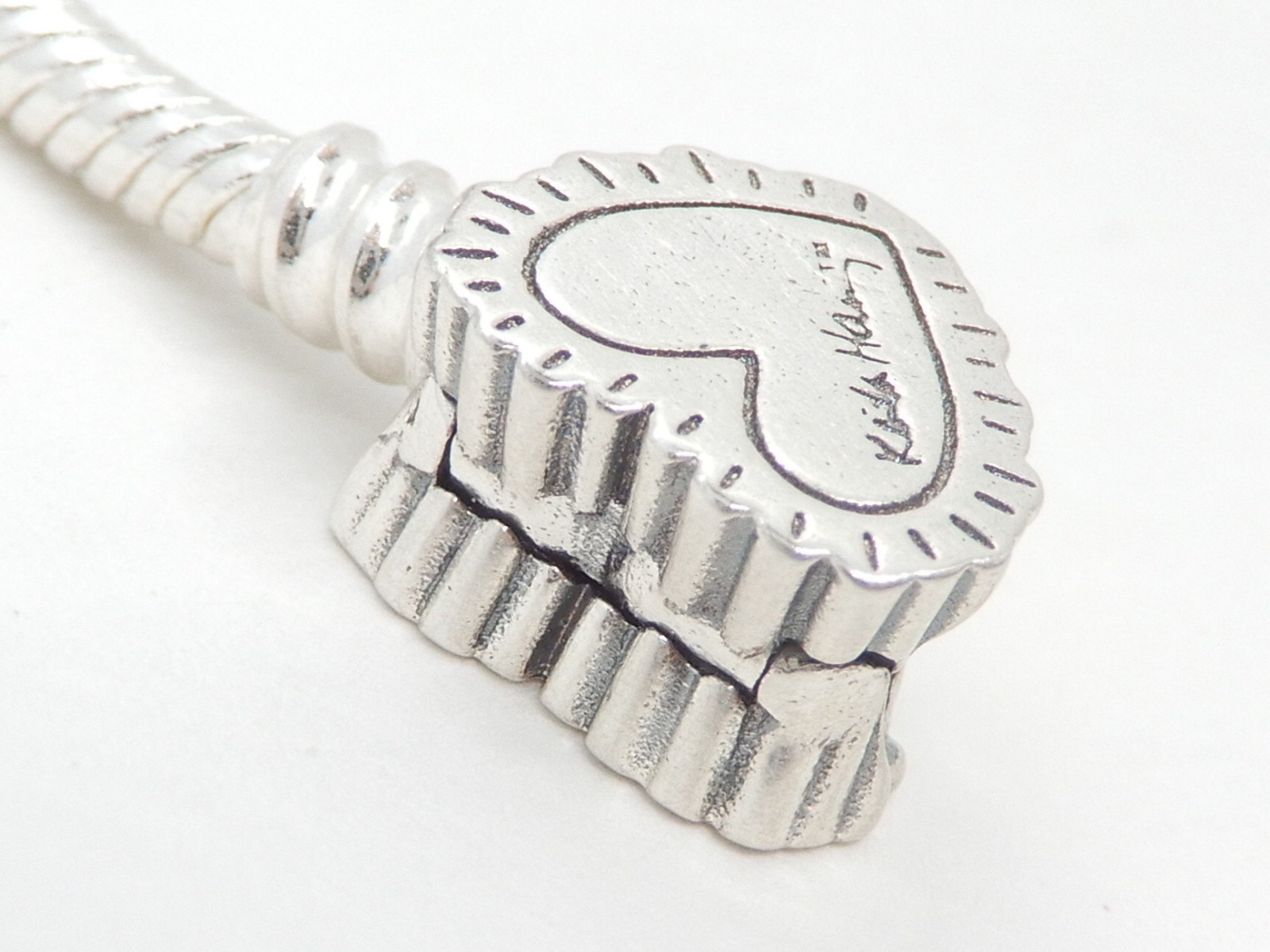 Authentic Pandora Moments Keith Haring Radiant Heart Bracelet #592217C01-19cm.