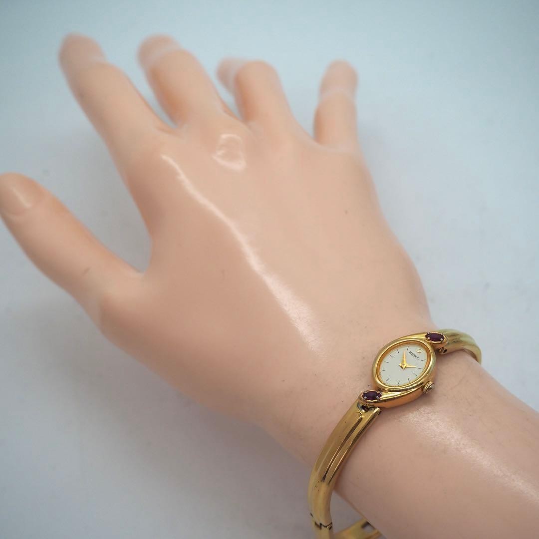 617 Working SEIKO Watch Oval Color Stone Women Gold