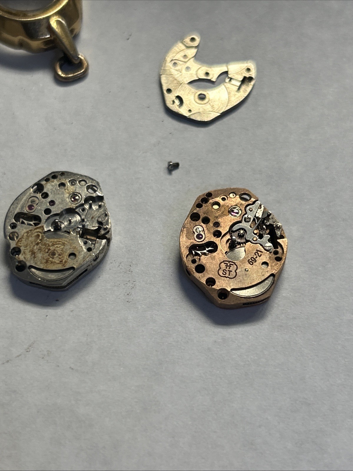 Font 69-21 Movements For Parts 17 Jewel Lot D