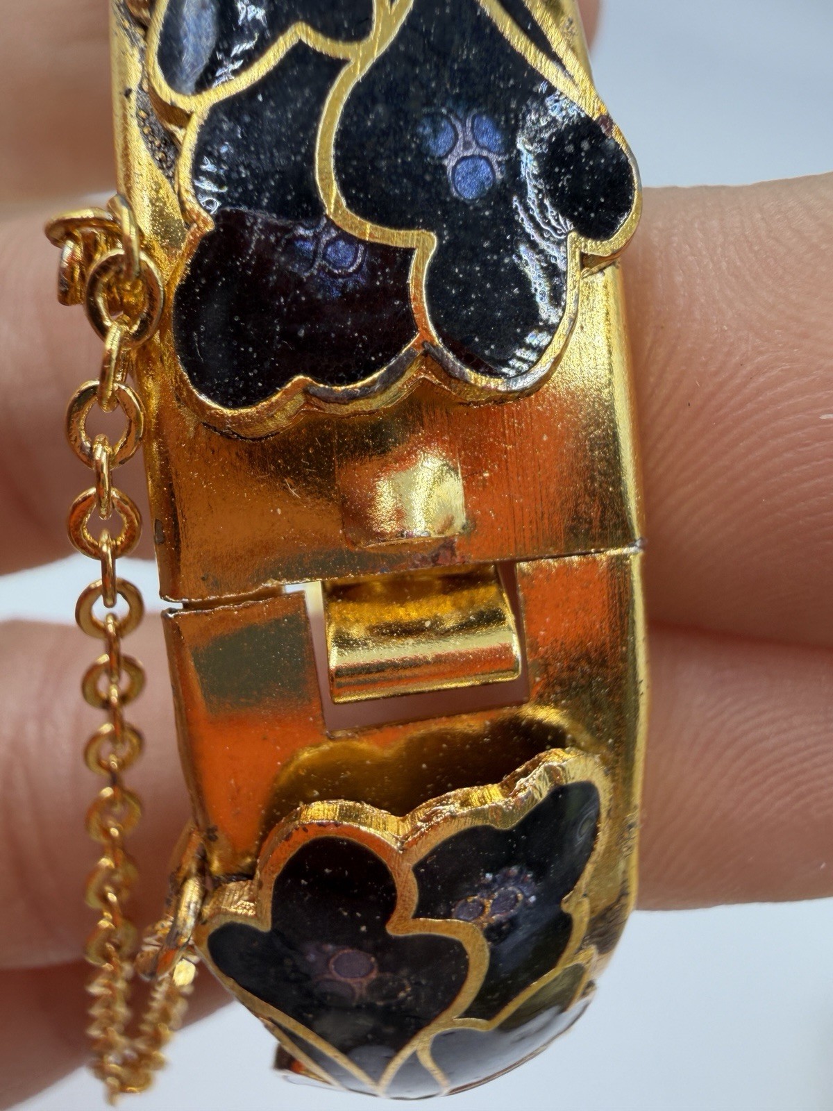 Vintage Bracelet Bangle Enamel Blue Floral Abstract Purple Hinged Push Lock