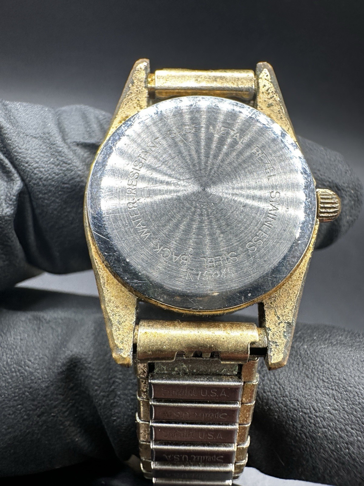 Vintage Benrus Diamond Quartz Men’s Watch Black Dial Gold Tone Date Parts Repair