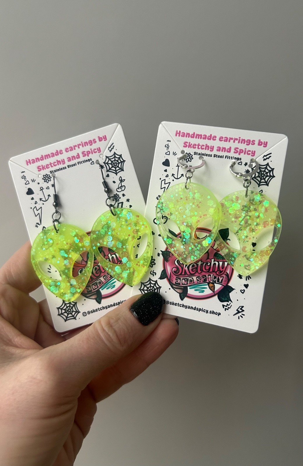 Glow in the Dark Alien Head Earrings – Neon Glitter Resin – Stainless Steel