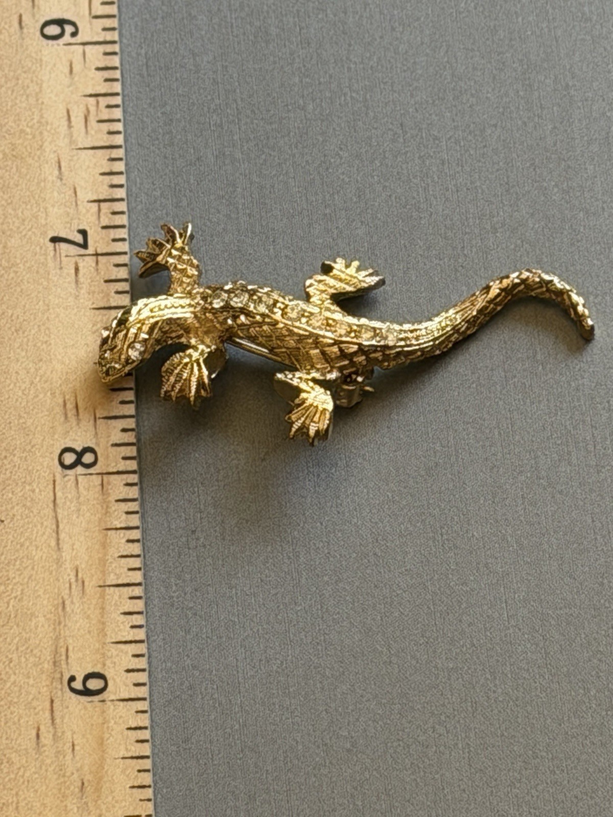 Gerry’s Gold Tone Lizard Gecko Signed Rhinestones Brooch Vintage
