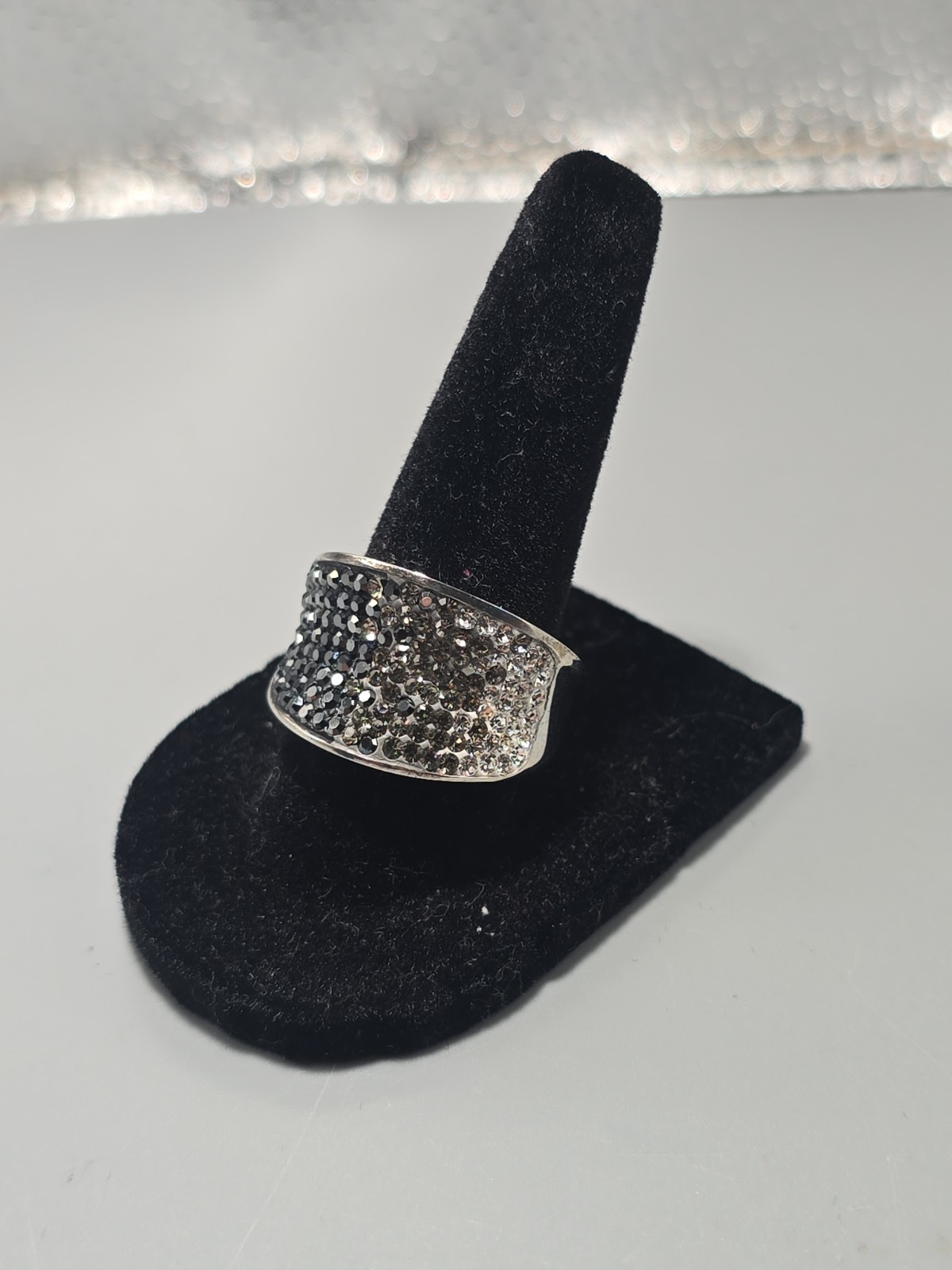 JCM Brass CZ Black Gray White Ombré Band Ring Size 8